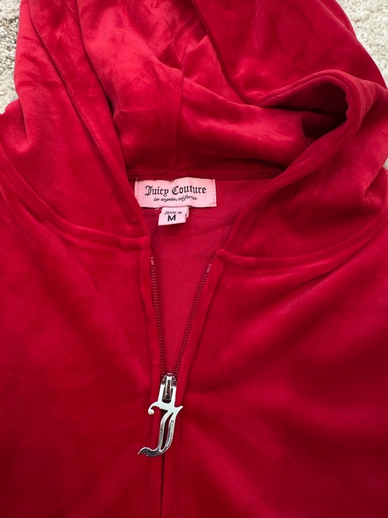 Juicy Couture Zip Up - Picture 2 of 6